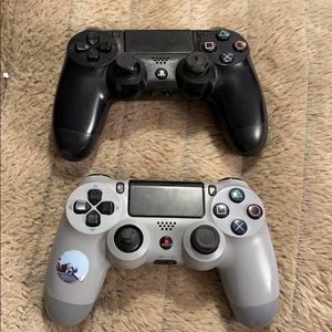 PS4 / PlayStation controllers